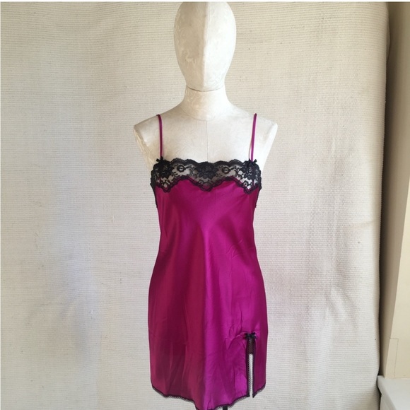 SOLD SOLD SOLD VTG RARE 90s Victoria’s Secret S Satin Lace Nightgown Pink Slip - Picture 5 of 16